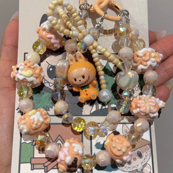 LABUBU THE MONSTER KEYCHAIN - Picture 4 of 5